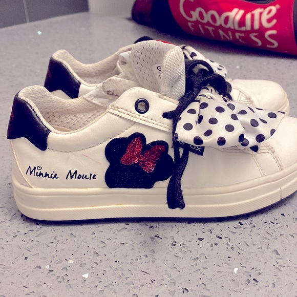 Gorgeous Disney Minnie Mouse shoes. Gently used. Originally purchased for $90 - Picture 2 of 4